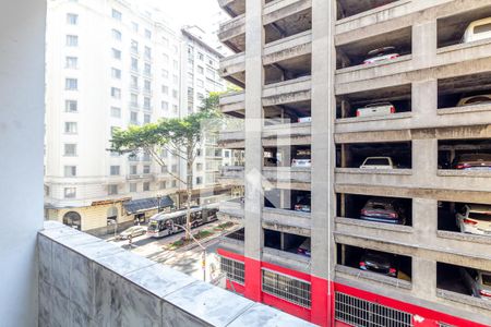 Apartamento à venda com 52m², 1 quarto e sem vagaVaranda