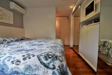 Apartamento à venda com 141m², 3 quartos e 2 vagasSuíte 1