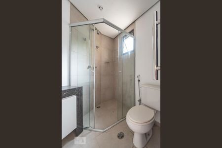 Apartamento à venda com 58m², 1 quarto e 2 vagasBanheiro da suíte