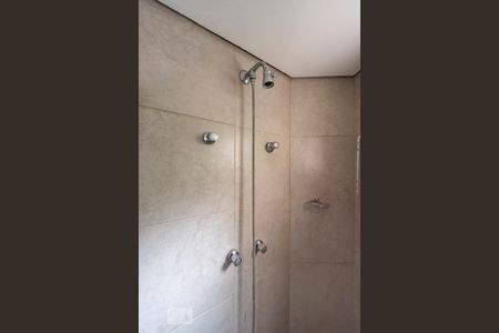 Apartamento à venda com 58m², 1 quarto e 2 vagasBanheiro da suíte