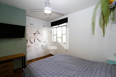 Quarto 1 de casa à venda com 2 quartos, 110m² em João Pinheiro, Belo Horizonte