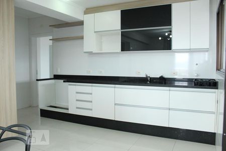 Apartamento à venda com 434m², 4 quartos e 4 vagasCozinha