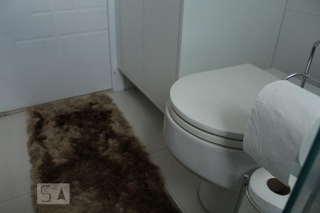 Apartamento à venda com 434m², 4 quartos e 4 vagasBanheiro da Suíte 4