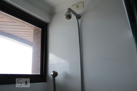 Apartamento à venda com 434m², 4 quartos e 4 vagasBanheiro da Suíte 2