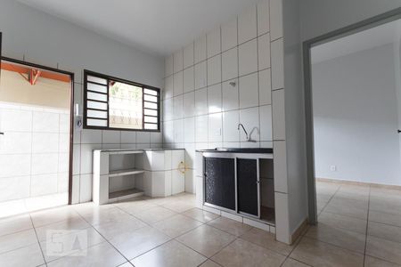 Cozinha de apartamento para alugar com 2 quartos, 58m² em Jardim Novo Mundo, Goiânia