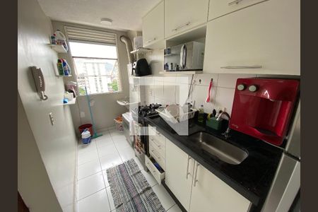 Apartamento à venda com 55m², 2 quartos e 1 vaga Apartamento à venda com 55m², 2 quartos e 1 vagaCozinha e Área de Serviço