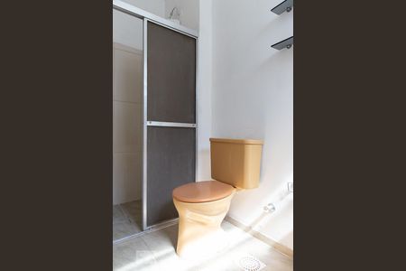 Apartamento para alugar com 71m², 2 quartos e sem vaga Apartamento para alugar com 71m², 2 quartos e sem vagaBanheiro