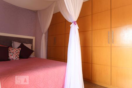 Casa à venda com 280m², 3 quartos e 4 vagas Casa à venda com 280m², 3 quartos e 4 vagasSuíte 03