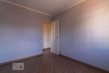 Quarto 2 de apartamento para alugar com 3 quartos, 63m² em Vila Firmiano Pinto, São Paulo