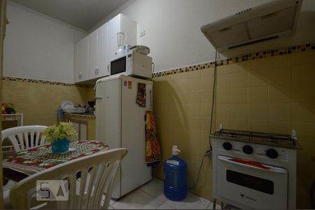 Cozinha de apartamento para alugar com 1 quarto, 53m² em República, São Paulo