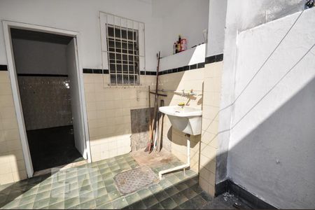 Casa de condomínio à venda com 187m², 4 quartos e 1 vagaÁrea Externa e Área de Serviço