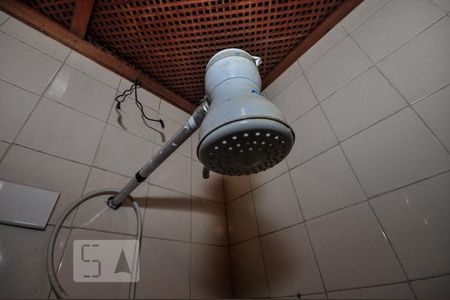 Casa de condomínio à venda com 187m², 4 quartos e 1 vagaBanheiro Social 1