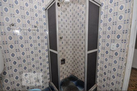 Casa de condomínio à venda com 187m², 4 quartos e 1 vagaBanheiro Social 2