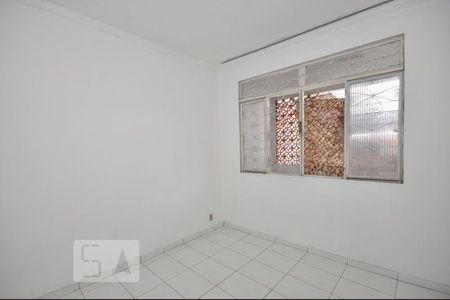 Casa de condomínio à venda com 187m², 4 quartos e 1 vagaQuarto 5