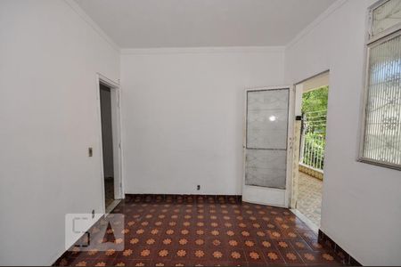 Casa de condomínio à venda com 187m², 4 quartos e 1 vagaQuarto 2