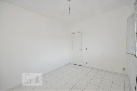 Casa de condomínio à venda com 187m², 4 quartos e 1 vagaQuarto 4