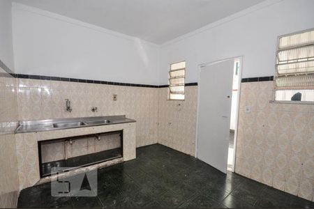 Casa de condomínio à venda com 187m², 4 quartos e 1 vagaCozinha