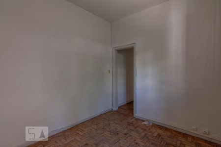 Casa à venda com 170m², 3 quartos e 8 vagas Casa à venda com 170m², 3 quartos e 8 vagasQuarto 1