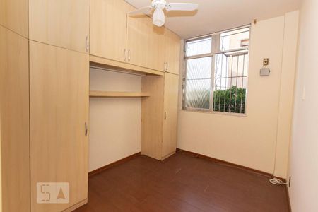 Quarto 1  de apartamento para alugar com 2 quartos, 52m² em Méier , Rio de Janeiro