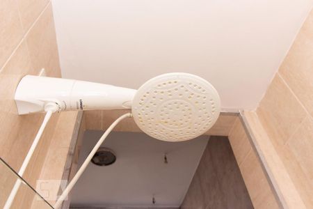 Chuveiro de apartamento para alugar com 2 quartos, 52m² em Méier , Rio de Janeiro