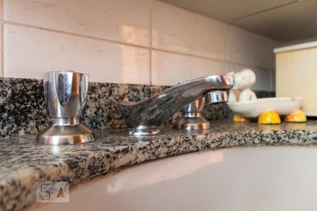 Apartamento para alugar com 136m², 3 quartos e 2 vagasBanheiro social