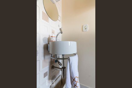 Apartamento para alugar com 136m², 3 quartos e 2 vagasBanheiro de serviço