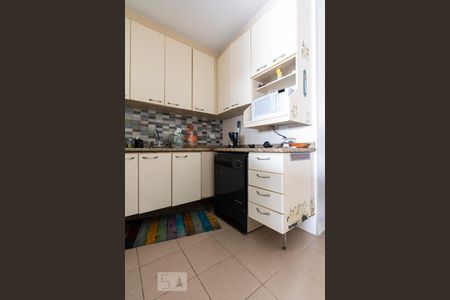 Apartamento para alugar com 136m², 3 quartos e 2 vagasCozinha