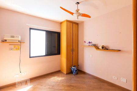 Apartamento para alugar com 136m², 3 quartos e 2 vagasQuarto 2
