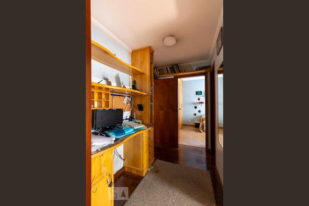 Apartamento para alugar com 136m², 3 quartos e 2 vagasCorredor