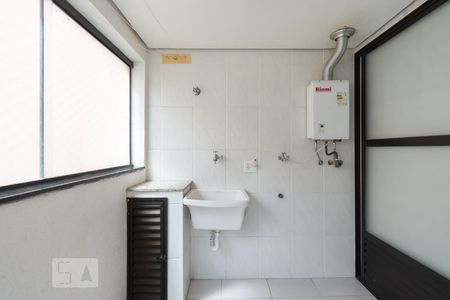 Apartamento à venda com 106m², 2 quartos e 2 vagas Apartamento à venda com 106m², 2 quartos e 2 vagasÁrea de serviço