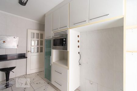 Apartamento à venda com 106m², 2 quartos e 2 vagas Apartamento à venda com 106m², 2 quartos e 2 vagasCozinha
