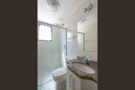 Banheiro de apartamento à venda com 2 quartos, 106m² em Vila Gilda, Santo André