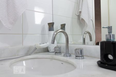 Apartamento à venda com 266m², 4 quartos e 4 vagasBanheiro Suíte 3