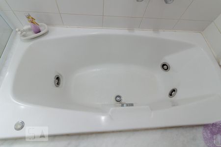 Apartamento à venda com 266m², 4 quartos e 4 vagasBanheiro Suíte Master