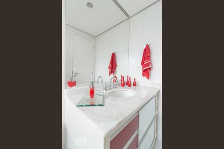 Apartamento à venda com 266m², 4 quartos e 4 vagasBanheiro Suíte 4