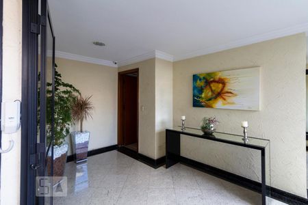 Apartamento à venda com 128m², 3 quartos e 2 vagasHall social