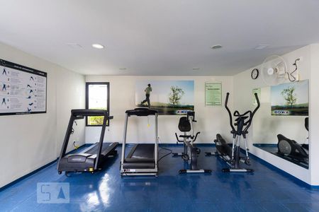 Apartamento à venda com 128m², 3 quartos e 2 vagasAcademia