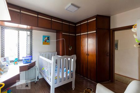 Apartamento à venda com 128m², 3 quartos e 2 vagasQuarto 2 - Suíte