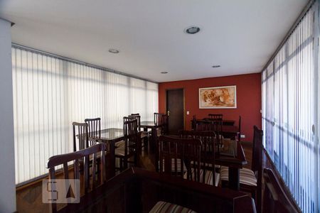 Apartamento à venda com 128m², 3 quartos e 2 vagasSalão de festas