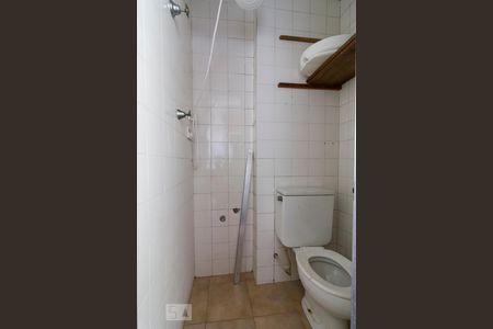 Apartamento à venda com 70m², 3 quartos e 1 vaga Apartamento à venda com 70m², 3 quartos e 1 vagaBanheiro de Serviço