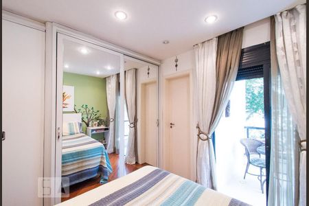 Apartamento à venda com 181m², 4 quartos e 3 vagasSuíte 2