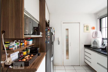 Apartamento à venda com 181m², 4 quartos e 3 vagasCozinha