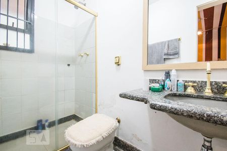 Apartamento à venda com 181m², 4 quartos e 3 vagasBanheiro 2 da Suíte 1