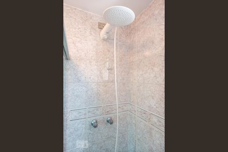 Apartamento para alugar com 82m², 2 quartos e 3 vagas Apartamento para alugar com 82m², 2 quartos e 3 vagasBanheiro da suíte