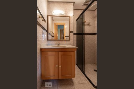 Apartamento para alugar com 82m², 2 quartos e 3 vagas Apartamento para alugar com 82m², 2 quartos e 3 vagasBanheiro social