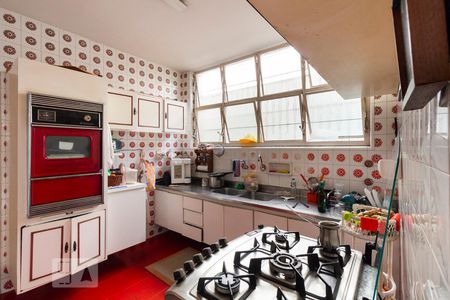 Casa para alugar com 420m², 4 quartos e 4 vagasCozinha