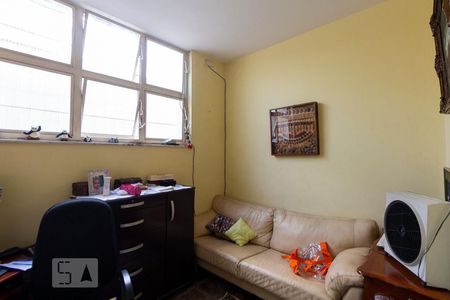 Casa para alugar com 420m², 4 quartos e 4 vagasEscritório