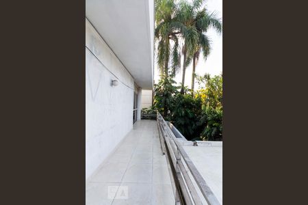 Casa para alugar com 420m², 4 quartos e 4 vagasVaranda Quarto 4 - Suíte