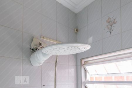 Casa à venda com 270m², 3 quartos e 4 vagas Casa à venda com 270m², 3 quartos e 4 vagasDucha