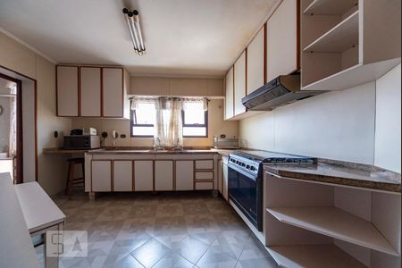 Apartamento para alugar com 150m², 2 quartos e 2 vagas Apartamento para alugar com 150m², 2 quartos e 2 vagasCozinha